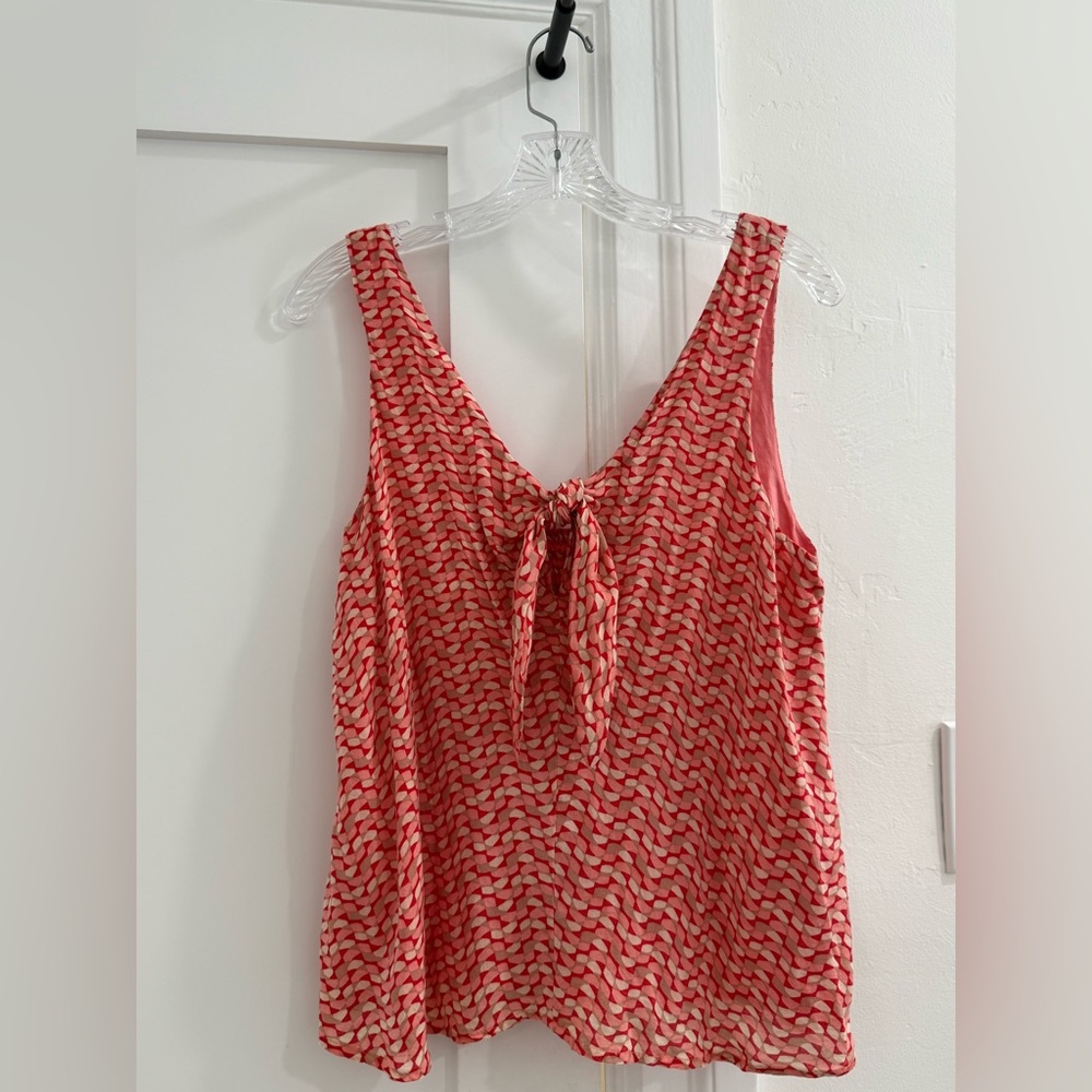 Maeve (Anthropologie) multicolor patterned v neck sleeveless top w/ tie at front